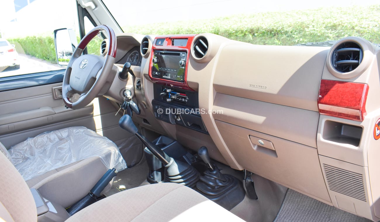 Toyota Land Cruiser 70 4.0 L V6