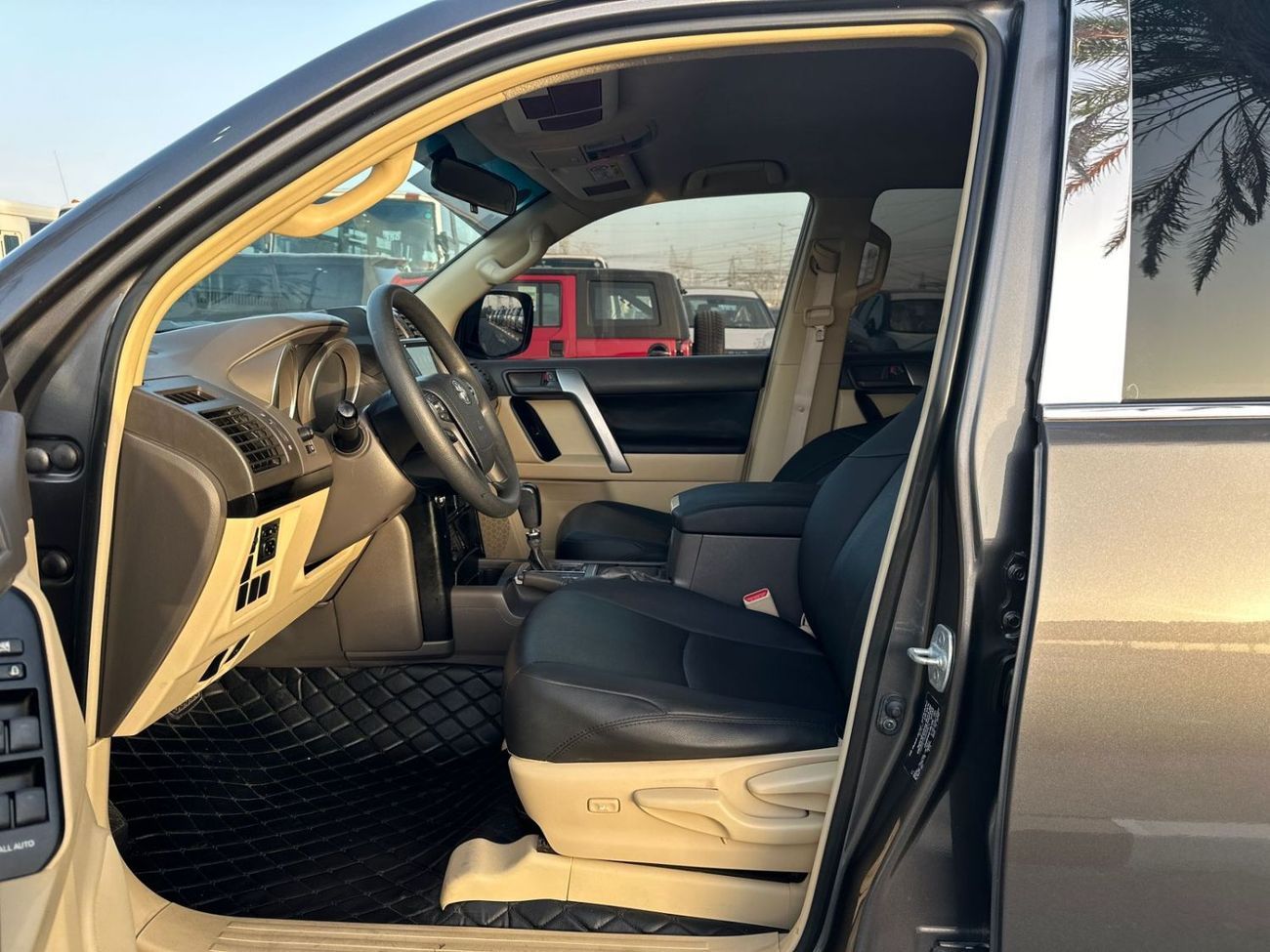 Toyota Prado MODIFIED TO 2023 MODEL | TESLA SCREEN | LHD |  2.7L PETROL ENGINE | 2016