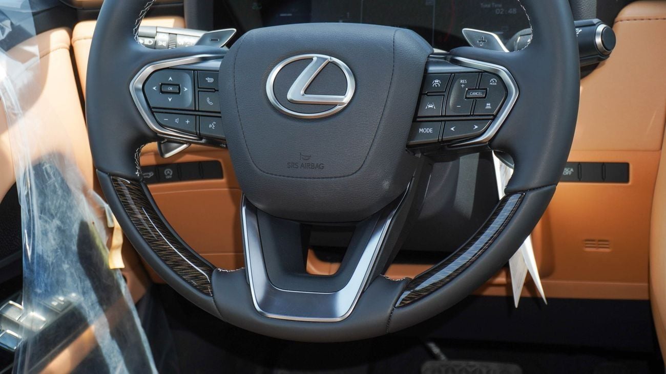 Lexus LX600 SIGNATURE 3.5L V6
