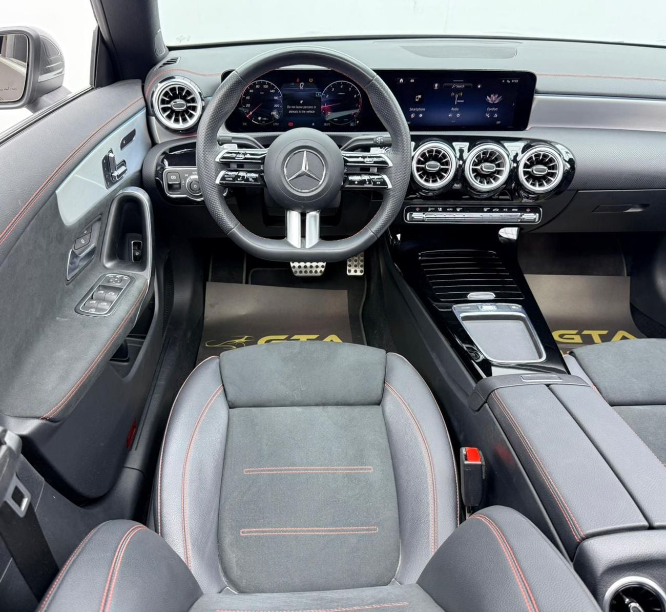 Mercedes Benz CLA250 2024 Mercedes CLA 250 4MATIC, Mercedes Warranty, GCC Specs