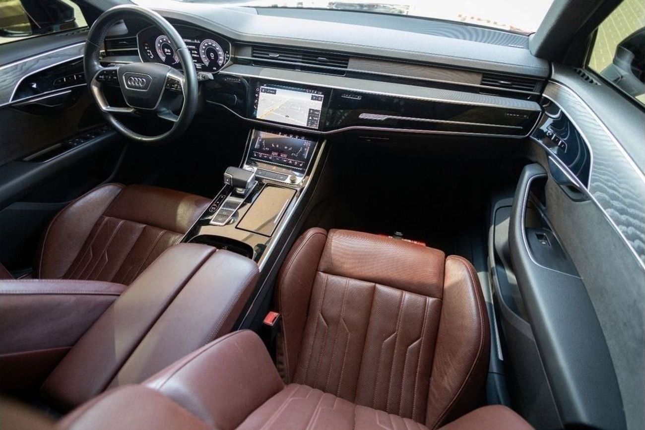 Audi A8 L 60 TFSI Quattro 4.0L (454 HP) Audi A8L 60TFSI Quattro 2020 GCC (The viewing is available by appoin