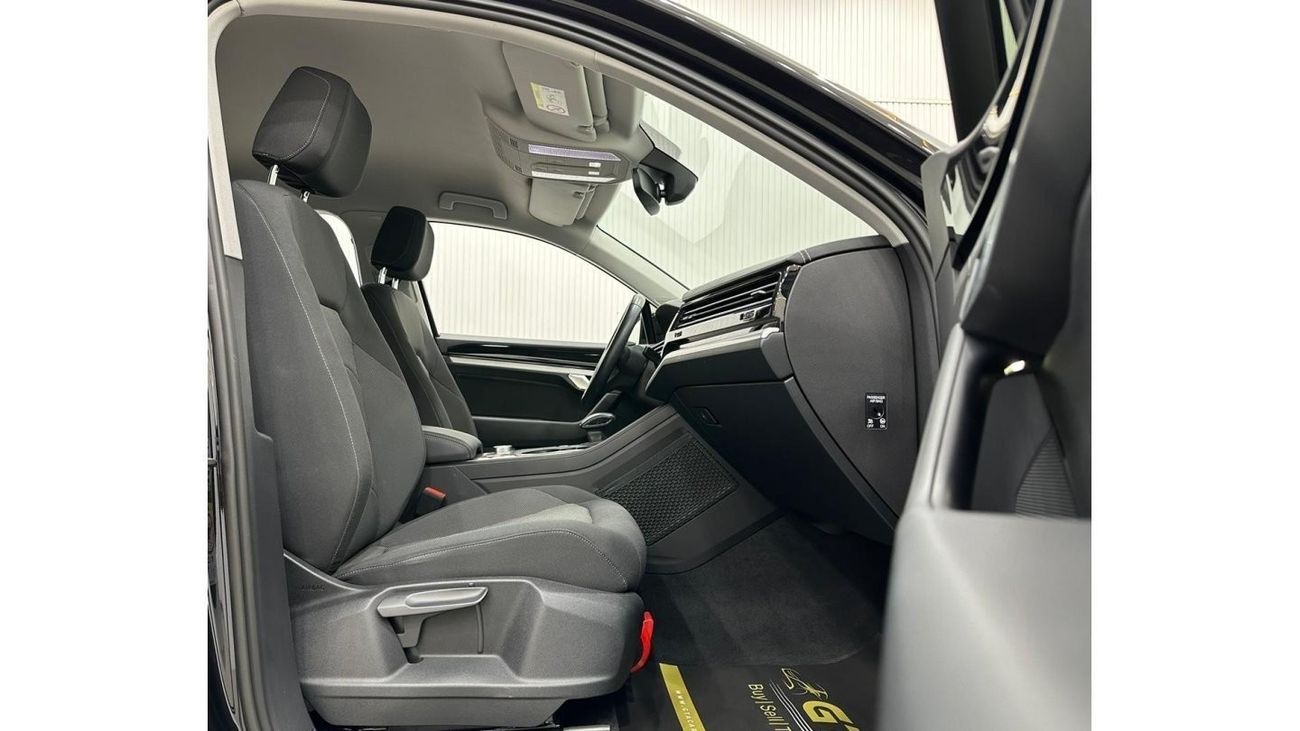 Volkswagen Touareg 2021 Volkswagen Touareg S, August 2026 VW Warranty, Full VW Service History, Low Kms, GCC