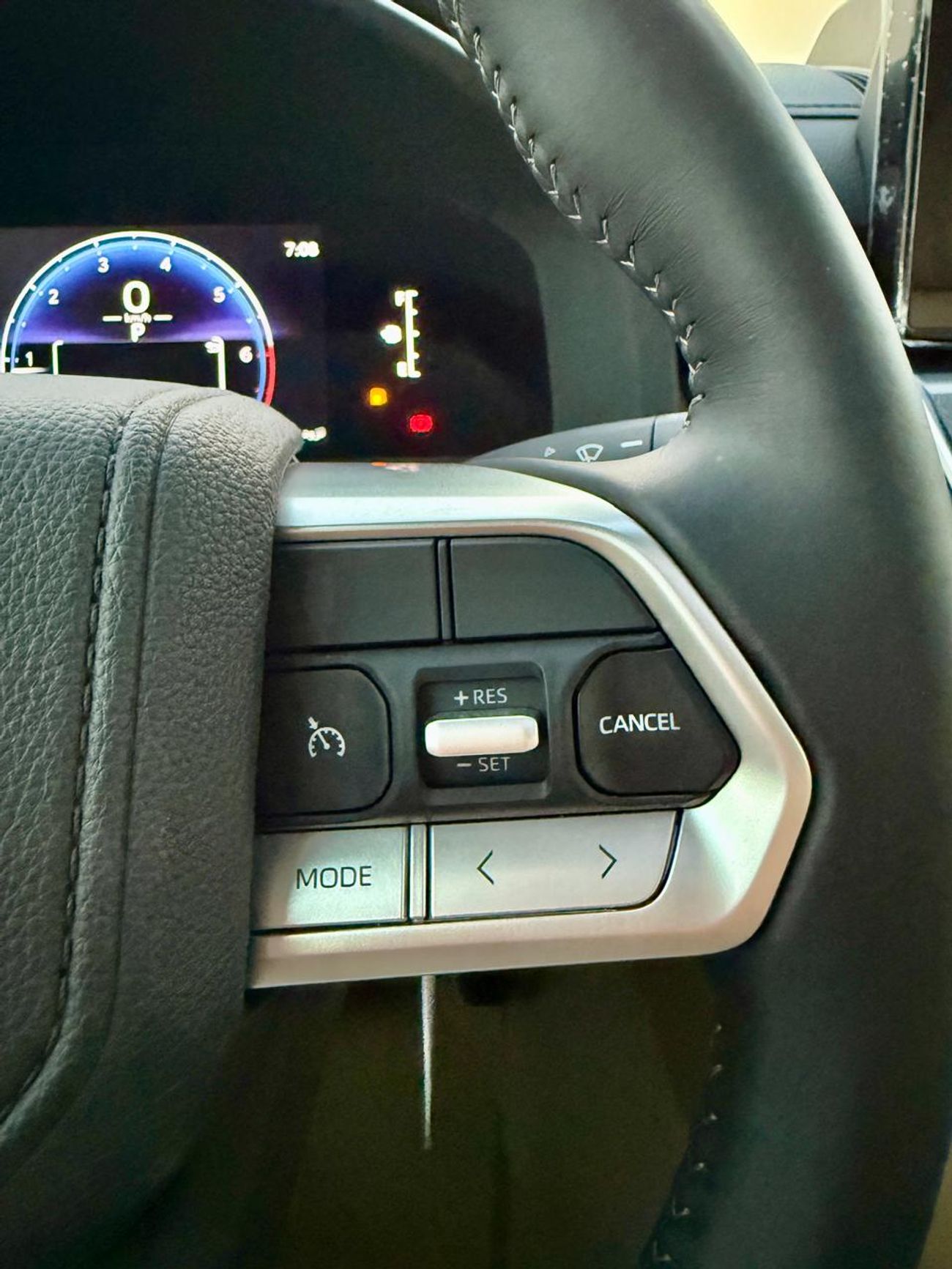 Toyota Land Cruiser GXR 4.0L