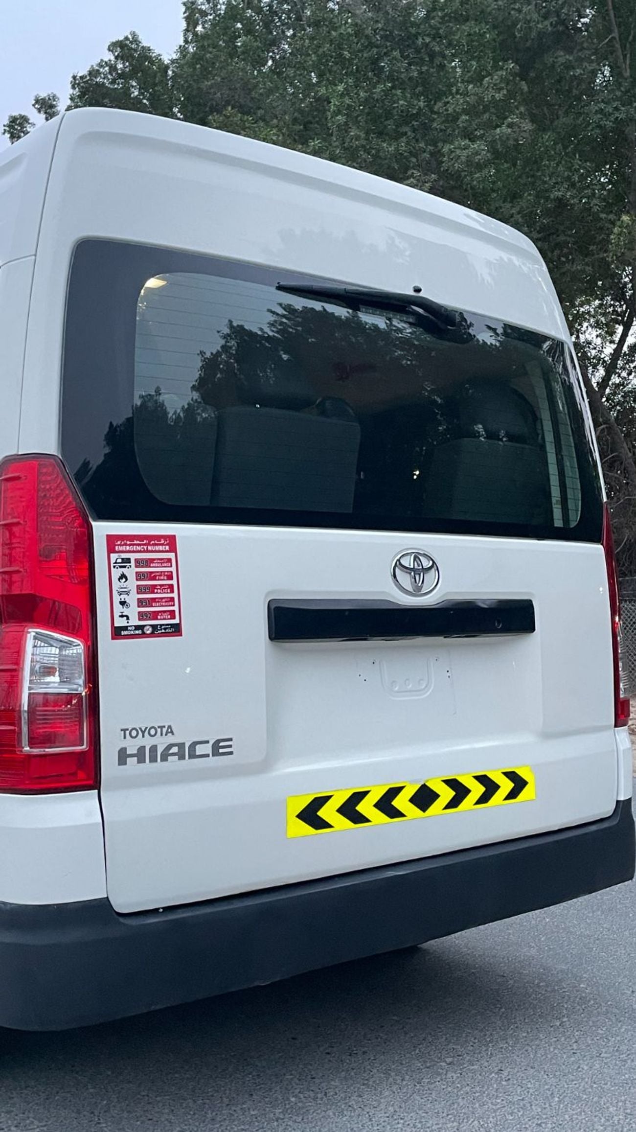 Toyota Hiace GL ACCIDENTS FREE - GCC - V6 - HIGHROOF - PERFECT CONDITION INSIDE OUT