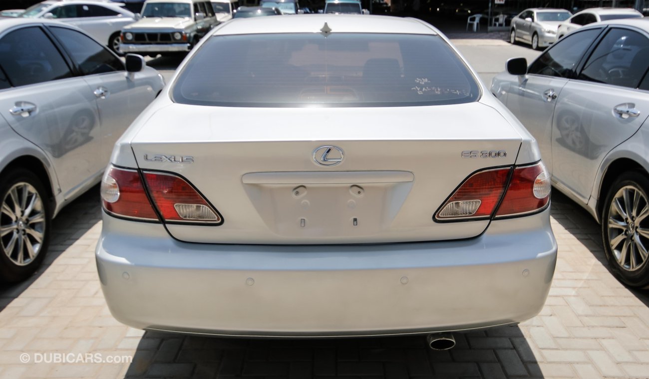 Lexus ES 300