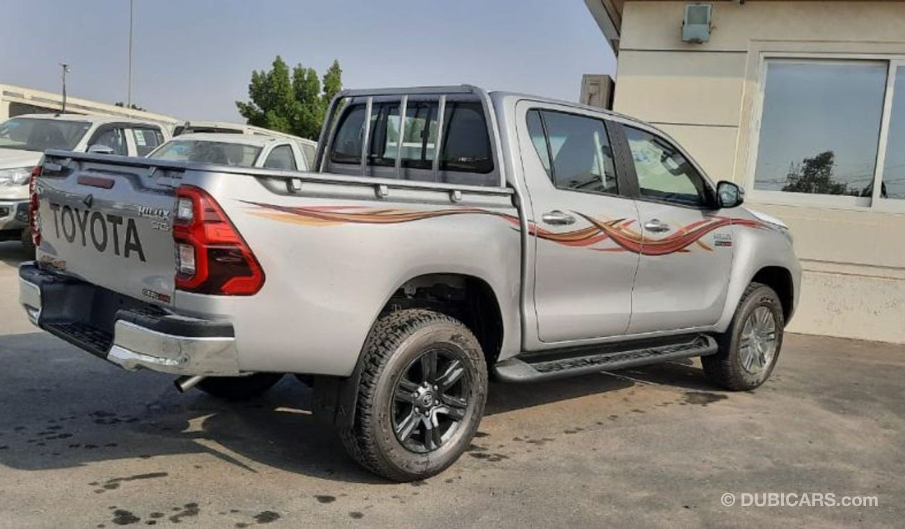 تويوتا هيلوكس TOYOTA HILUX DISEL 2.4L FULL OPITON