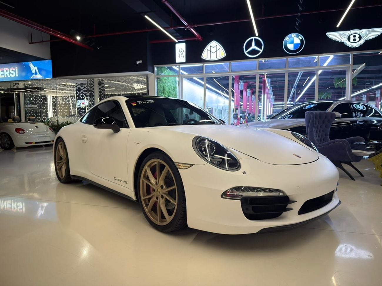 Porsche 911 Carrera 4S 3.8L Coupe 2014 Porsche 911 Carrera 4S - GCC Specs - Full Service History Available