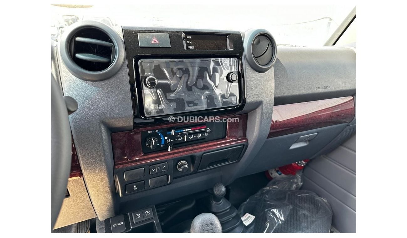 Toyota Land Cruiser Pick Up 79 Double Cab Limited