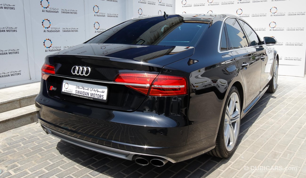 Audi S8