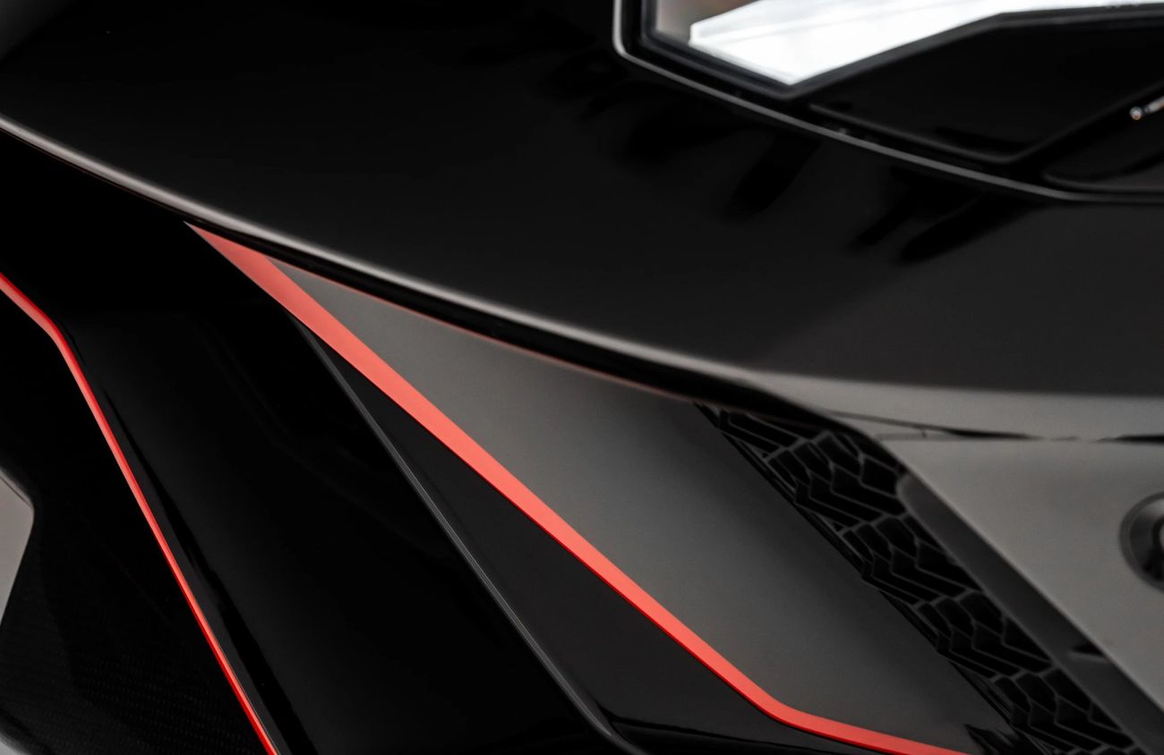 لامبورغيني أفينتادور 6.5L V12 Naturally Aspirated Engine