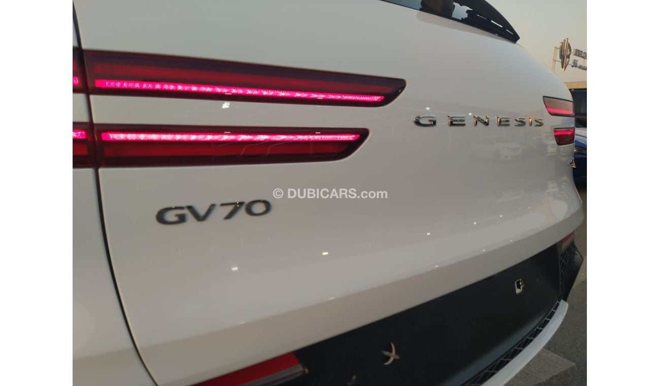 جينيسس GV70