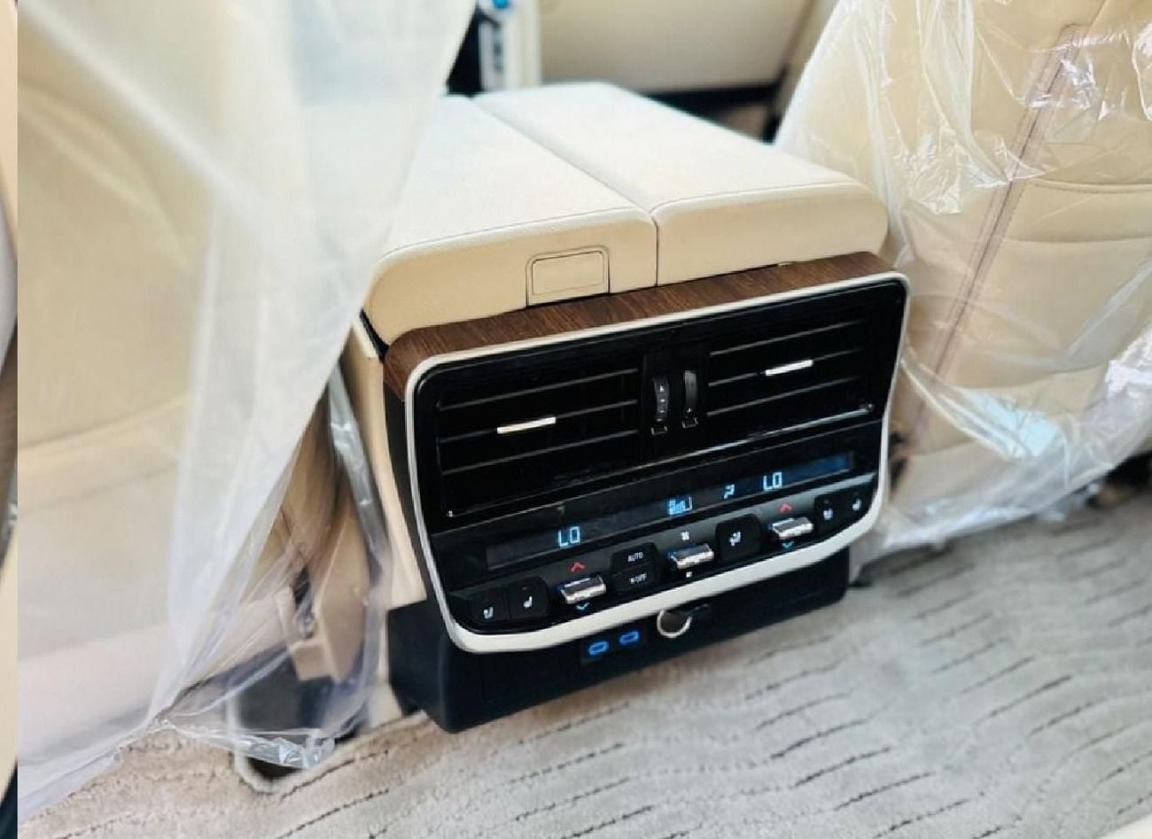 Toyota Land Cruiser 2019 Model Facelift to 2025 Shape Exterior and Interior Full Option Very Perfect Condition