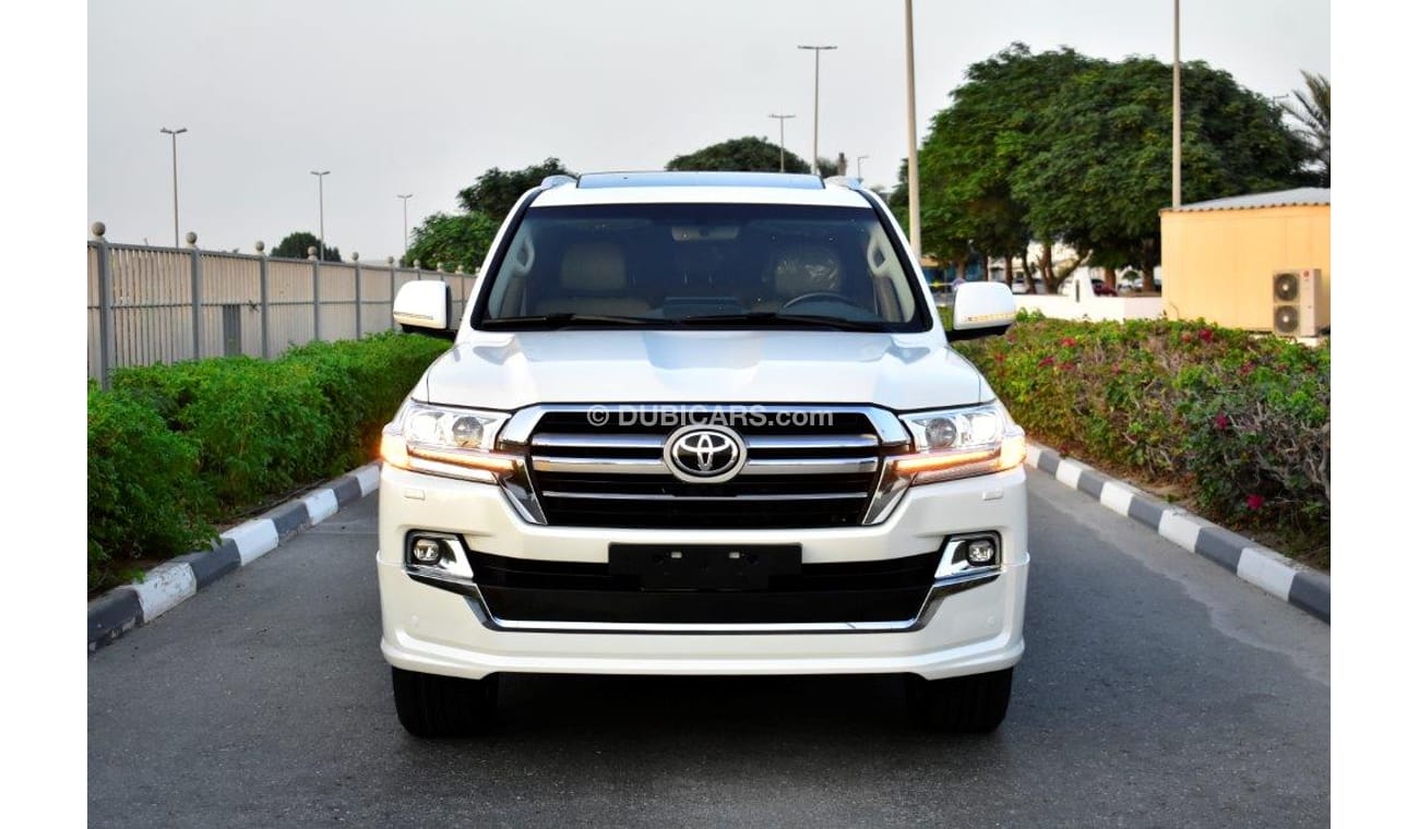 Toyota Land Cruiser 200 GXR 4.5L V8 DIESEL PLATINUM EDITION