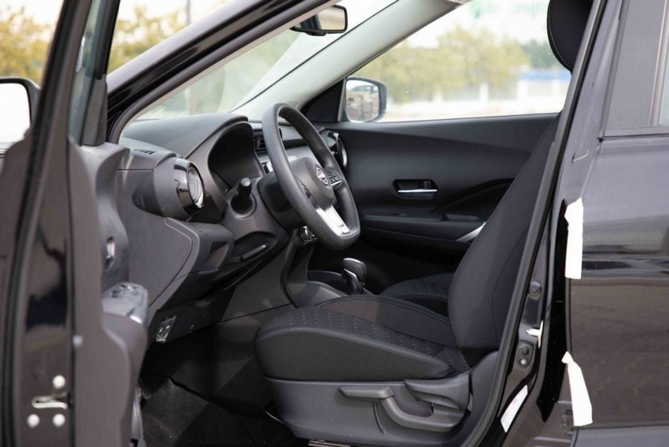 نيسان كيكس 2024 نيسان كيكس 1.6 SV - أسود من الداخل أسود