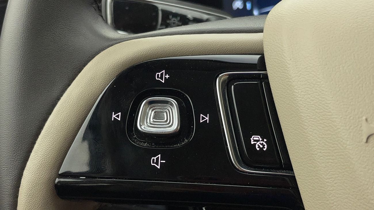 Lincoln Corsair Std 2.0L 2023 STD | AED 1577/Month | 0 DP | 30 Day Return | Warranty | Service History