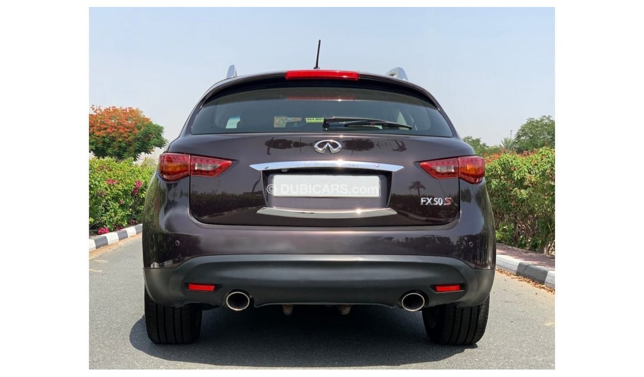 Infiniti FX50 V8 - Excellent condition - Original paint