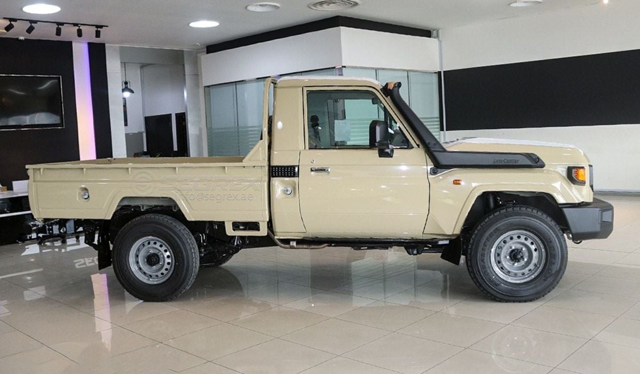 تويوتا لاند كروزر بيك آب 2025 Model Toyota Land Cruiser Pick Up LC79 SC, 4.0L Petrol 4WD 6A/T