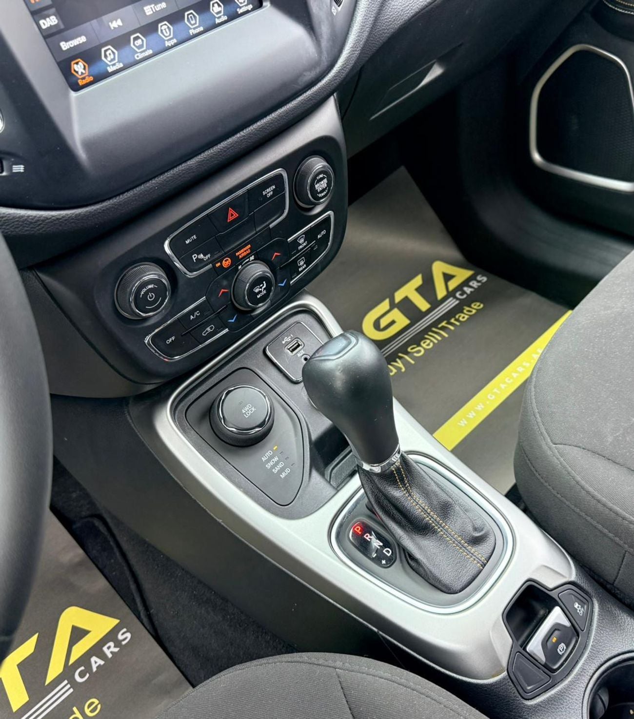 Jeep Compass LONGITUDE 2021 Jeep Compass Longitude, Warranty, Service History, Fully Loaded, Excellent Condition, GCC