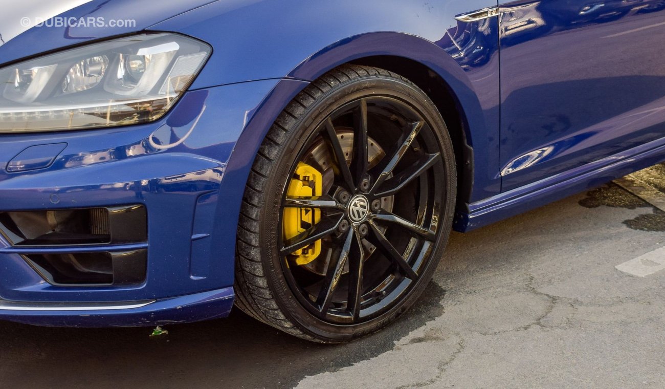 Volkswagen Golf R 4MOTION