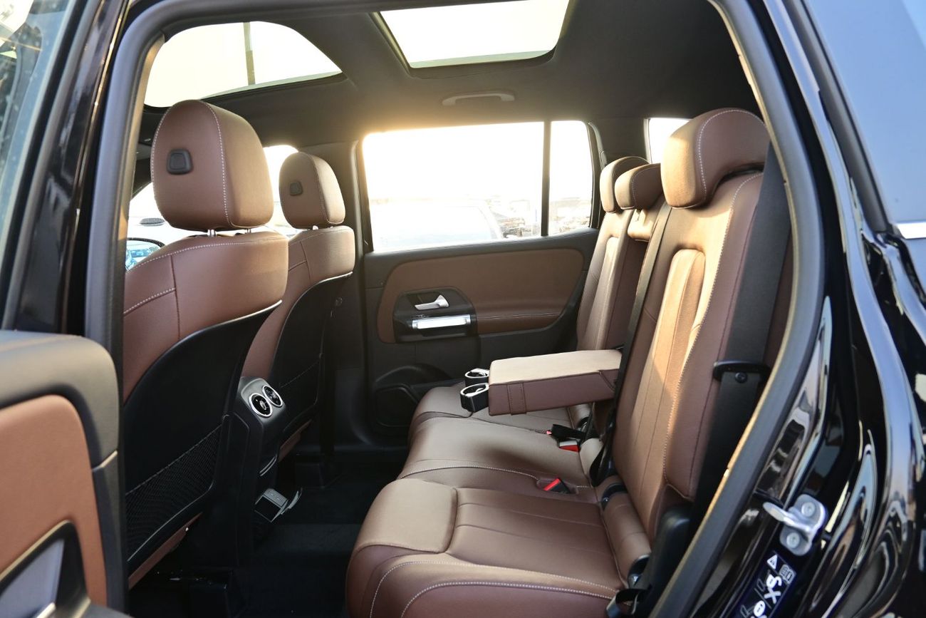 Mercedes-Benz GLB 200 Mercedes-Benz GLB 1.3L Turbo, FWD, Model 2025 Color Black