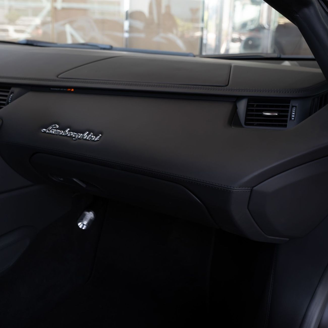 لامبورغيني أفينتادور 2014 LAMBORGHINI AVENTADOR 50th Anniversary Edition ( with Special Exhaust) DONE ONLY 7000KM