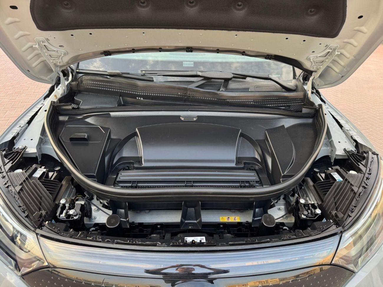 Mercedes-Benz EQE 350 SUV MERCEDES-BENZ EQE 350 SUV | 4 MATIC, FULL OPTION | FOR UAE +10% VAT & CUSTOMS