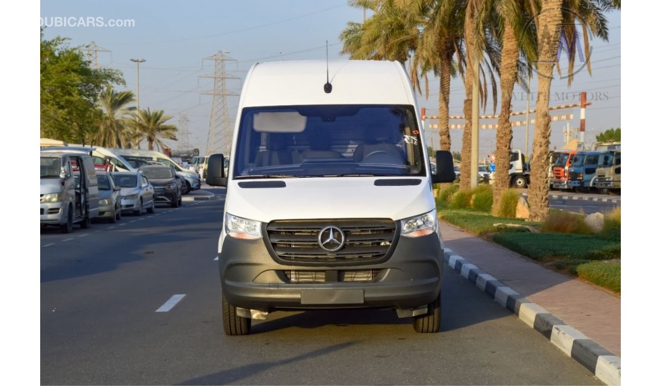 Mercedes-Benz Sprinter MERCEDEZ SPRINTER 3.0L DIESEL 6cyl  2022 | 7-speed shift-able automatic | Rear wheel drive | Pre-col