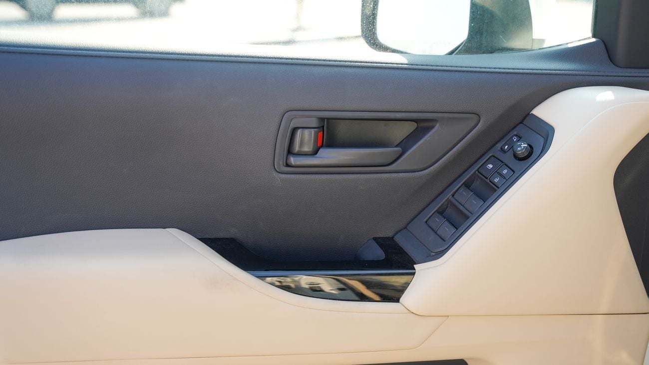 Toyota Land Cruiser GXR