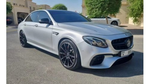 Mercedes-Benz E 63 AMG Std