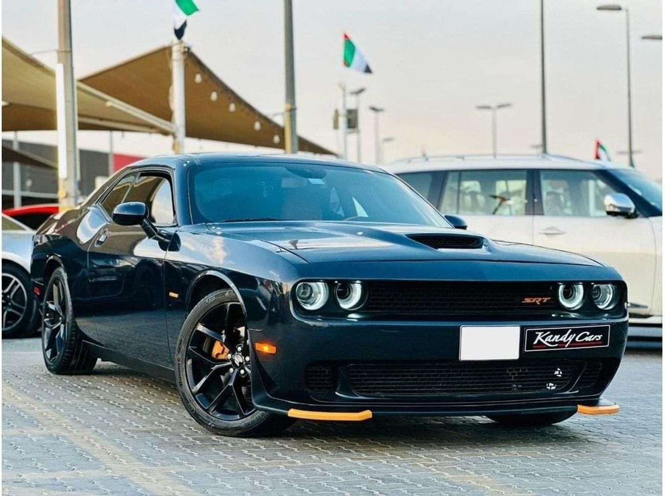 دودج تشالينجر R/T 5.7L (370 HP) | Monthly AED 1100/- | 0% DP | SRT KIt | Blindspot | Paddle Shifters | # 11864