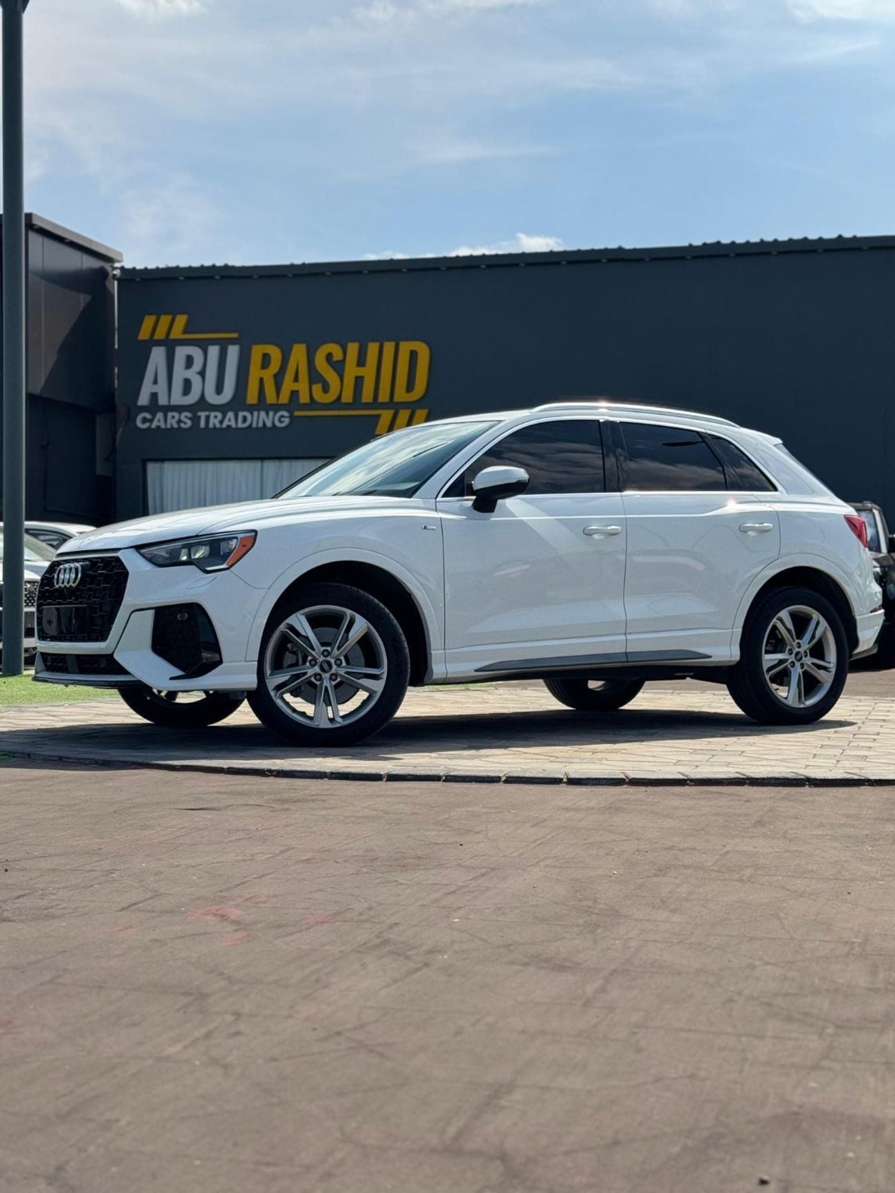 Audi Q3 35 TFSI S-LINE SUPERCHARGED 35 TFSI 1.4L