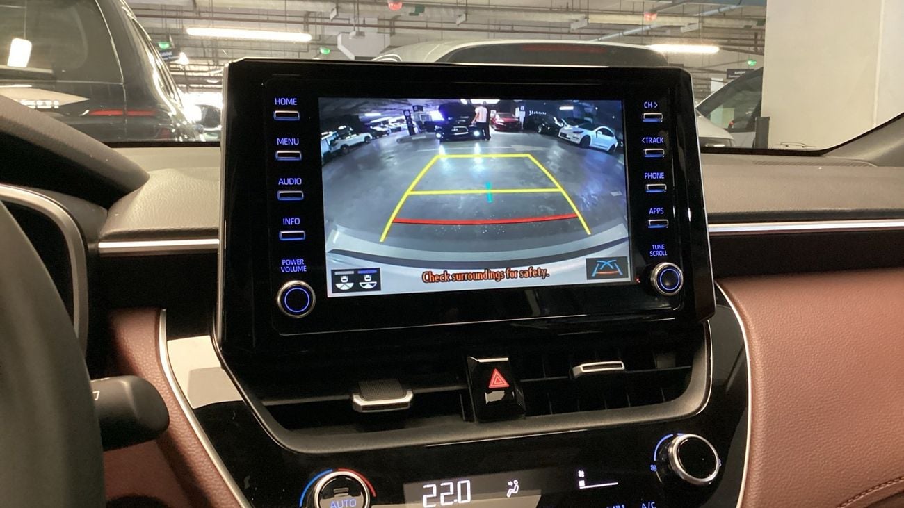 تويوتا كورولا كروس GLI | شامل الضمان | 0 ﺪﻔﻋﺓ ﺃﻮﻟﻯ