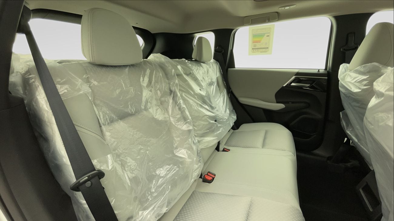 Mitsubishi Outlander MIDLINE WITH SUNROOF 2.5 | Zero Down Payment | Home Test Drive