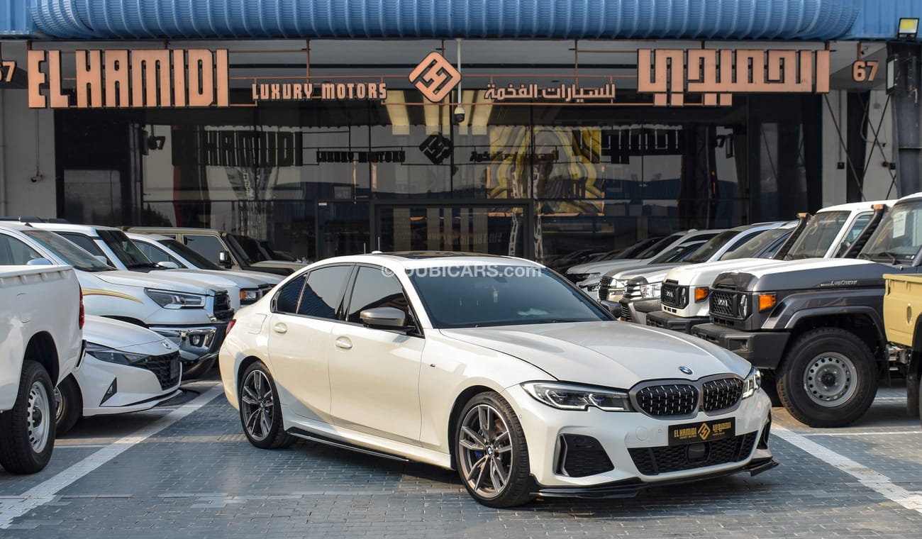 Used BMW 340i 2022 for sale in Dubai - 762387