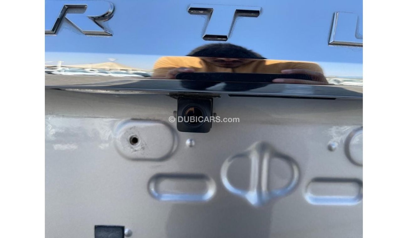 Toyota Fortuner *Offer*2017 TOYOTA FORTUNER 7 SEATER / EXPORT ONLY