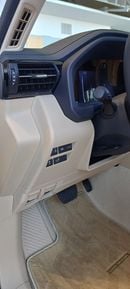 تويوتا لاند كروزر 3.5 GXR HYBRID