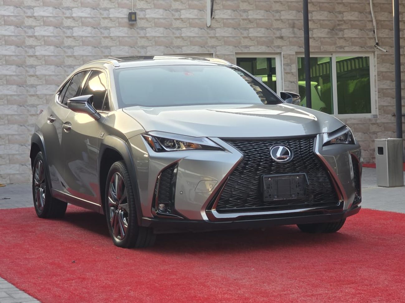 لكزس UX 200 F Sport Platinum 2.0L (169 HP)