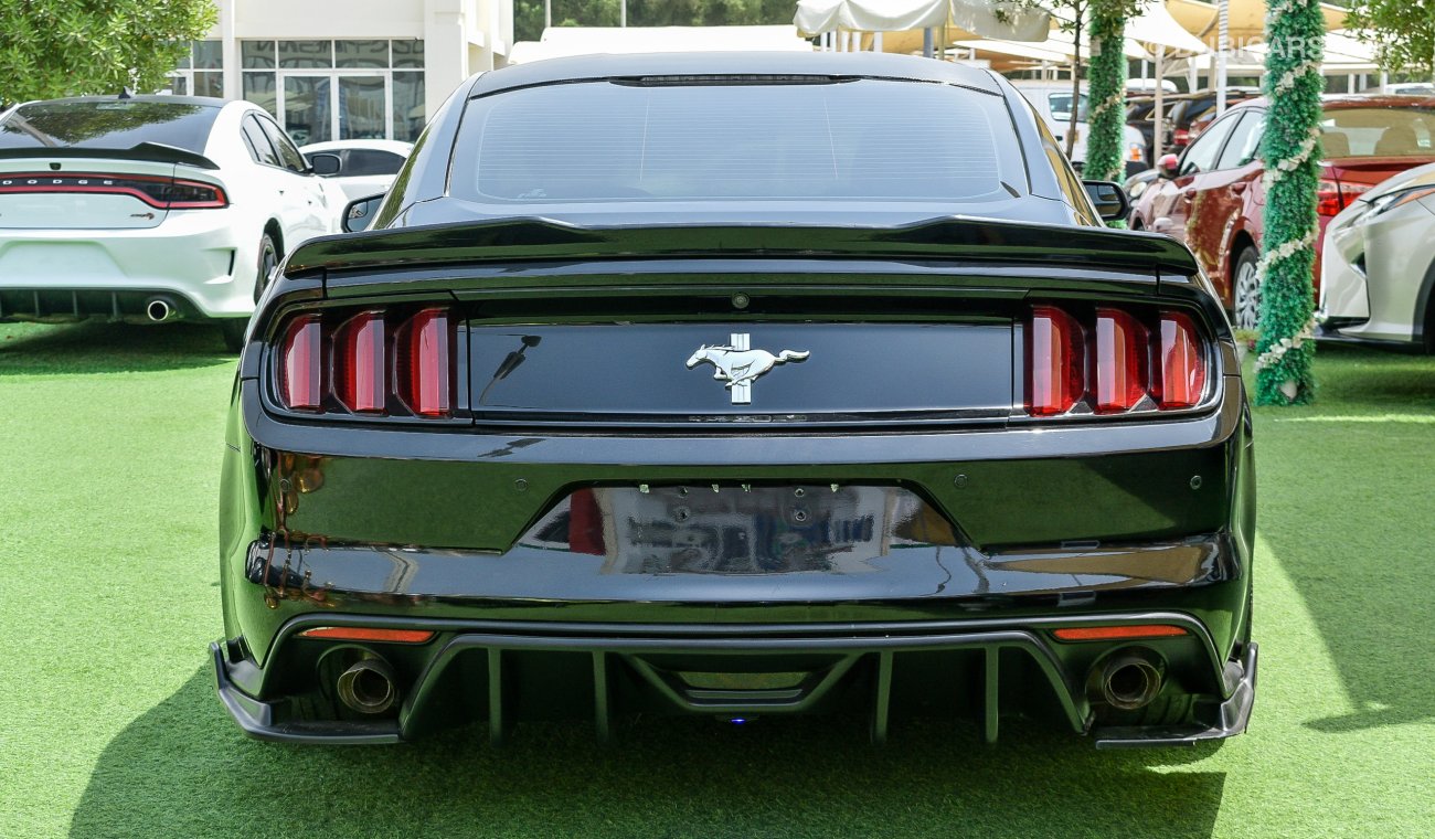 Ford Mustang V6