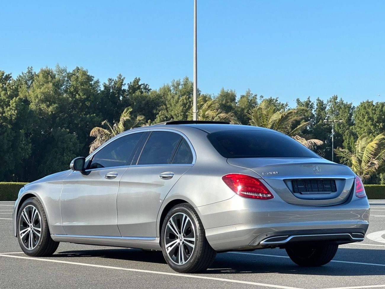Mercedes-Benz C 200 AMG Pack MERCEDES C200 2016