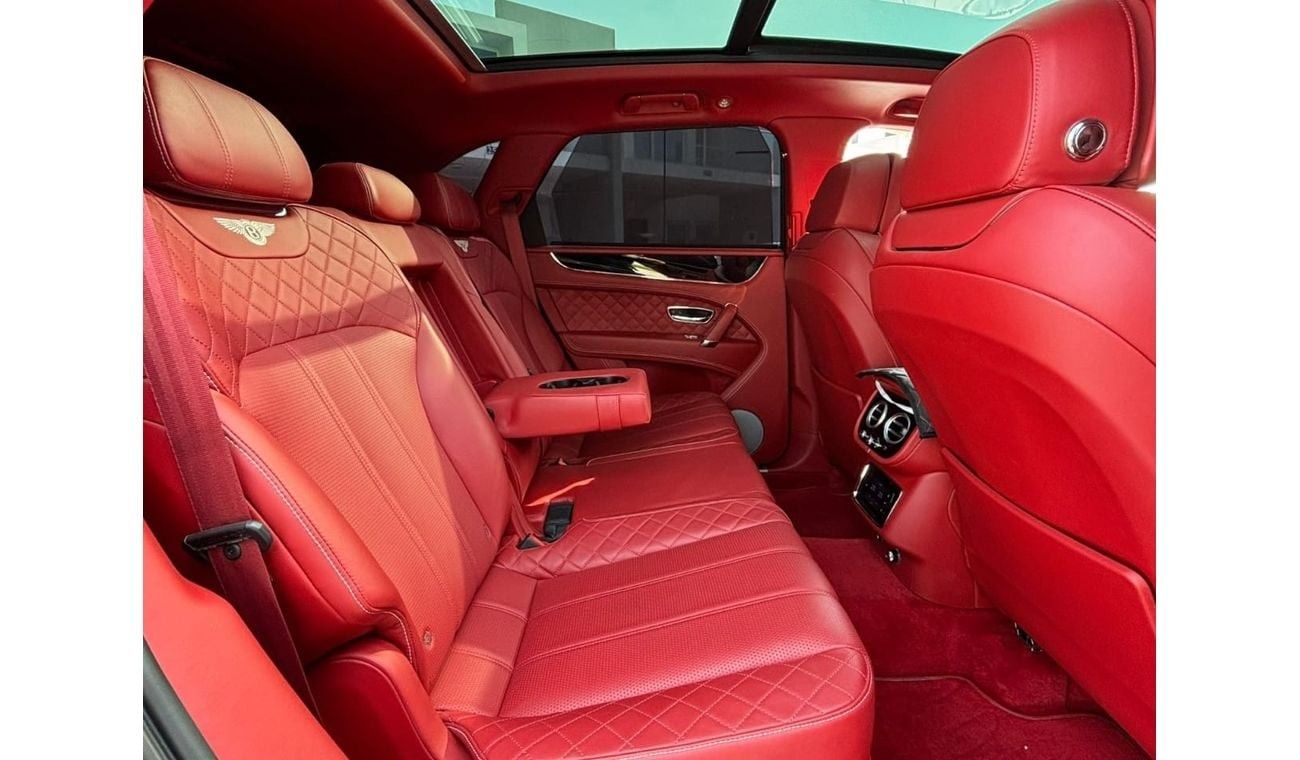 بنتلي بينتايجا GCC W12 CARBON FIBRE EDITION