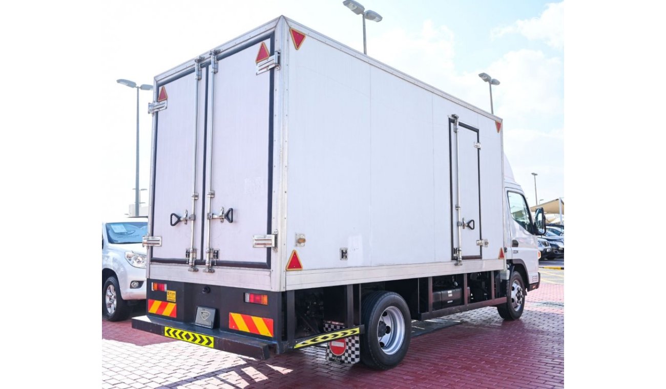 Mitsubishi Canter 2021 | MITSUBISHI FUSO CANTER | CHILLER-BOX | 14-FEET | GCC | VERY WELL-MAINTAINED | SPECTACULAR CON