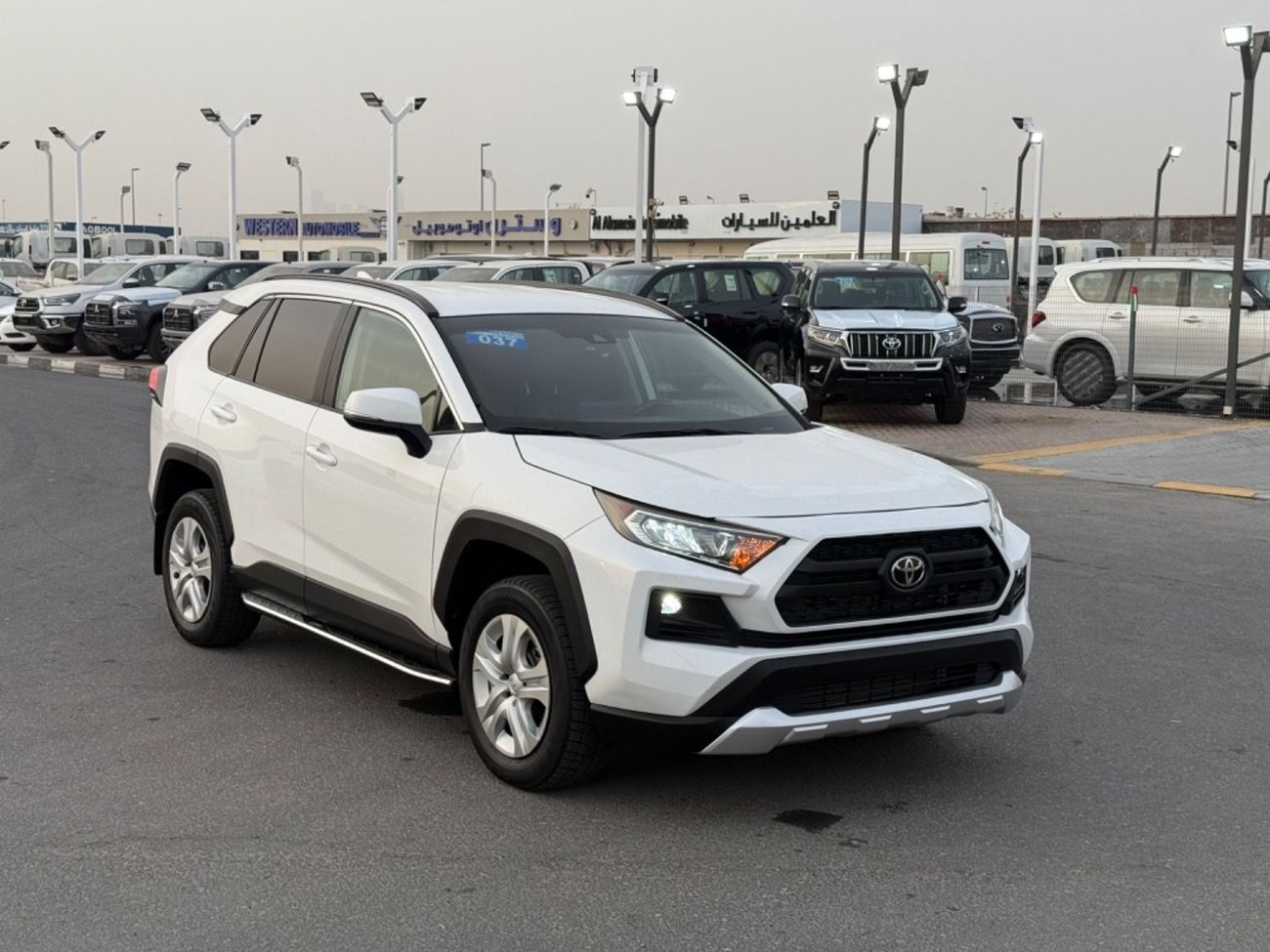 Toyota RAV4 2020 LE KEY START 4x4 CANADA SPEC