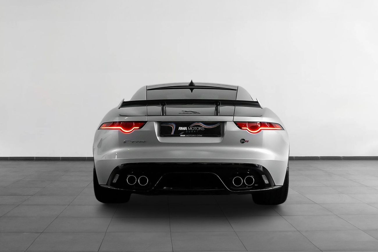 Jaguar F Type SVR
