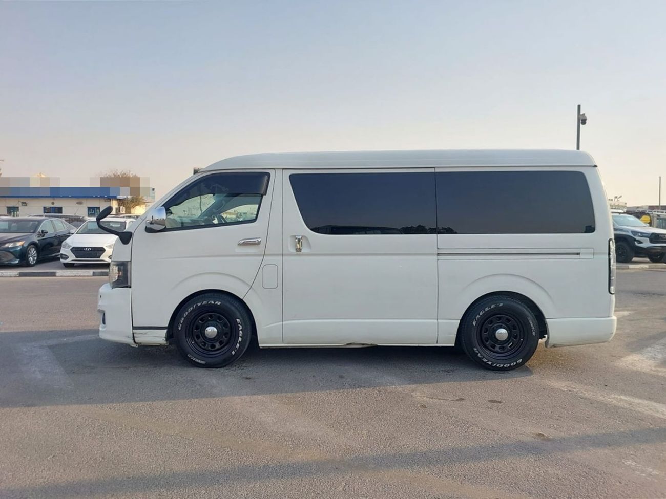 تويوتا هاياس TOYOTA HIACE VAN RHD 2009 MODEL 2.7 L PETROL AUTOMATIC(PM02291)