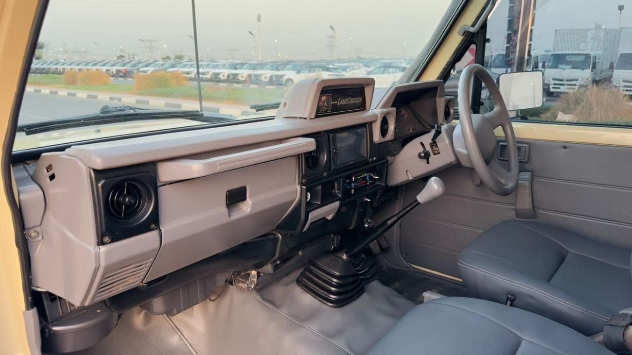 Toyota Land Cruiser GOOD CONDITION | MANUAL TRANSMISSION | 10-SEATER | 4.2L DIESEL ENGINE | 4WD