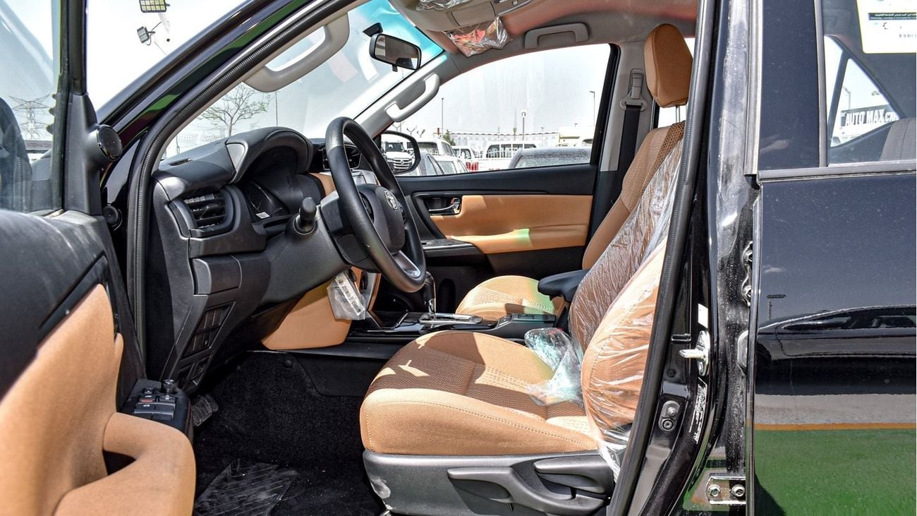 تويوتا فورتونر SR5 2.7L