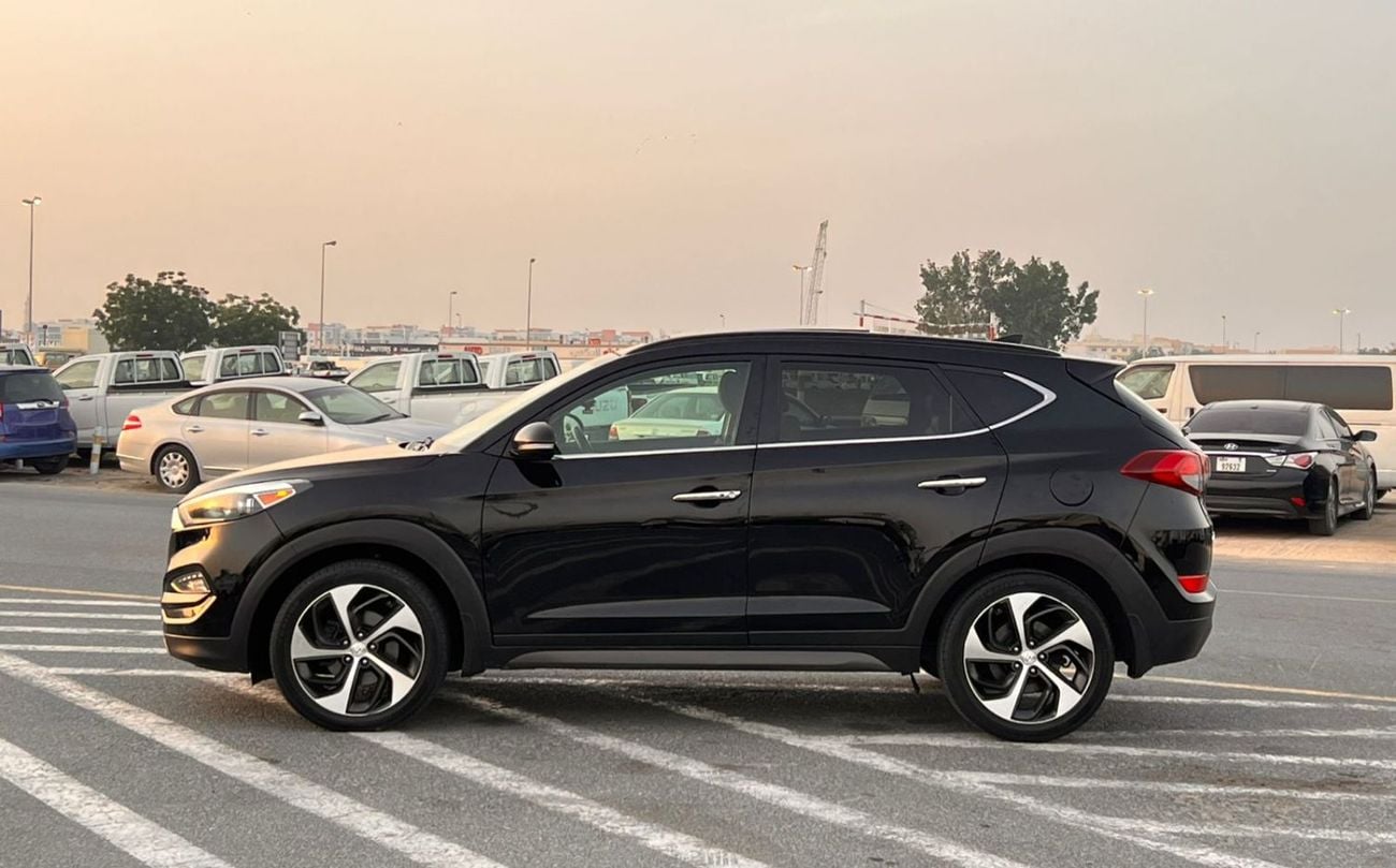 Hyundai Tucson 2016  Hyundai Tucson Limited 1.6 Turbo V4 - Panoramic View - Rear Camera With Radar & Sensor AWD 4x4