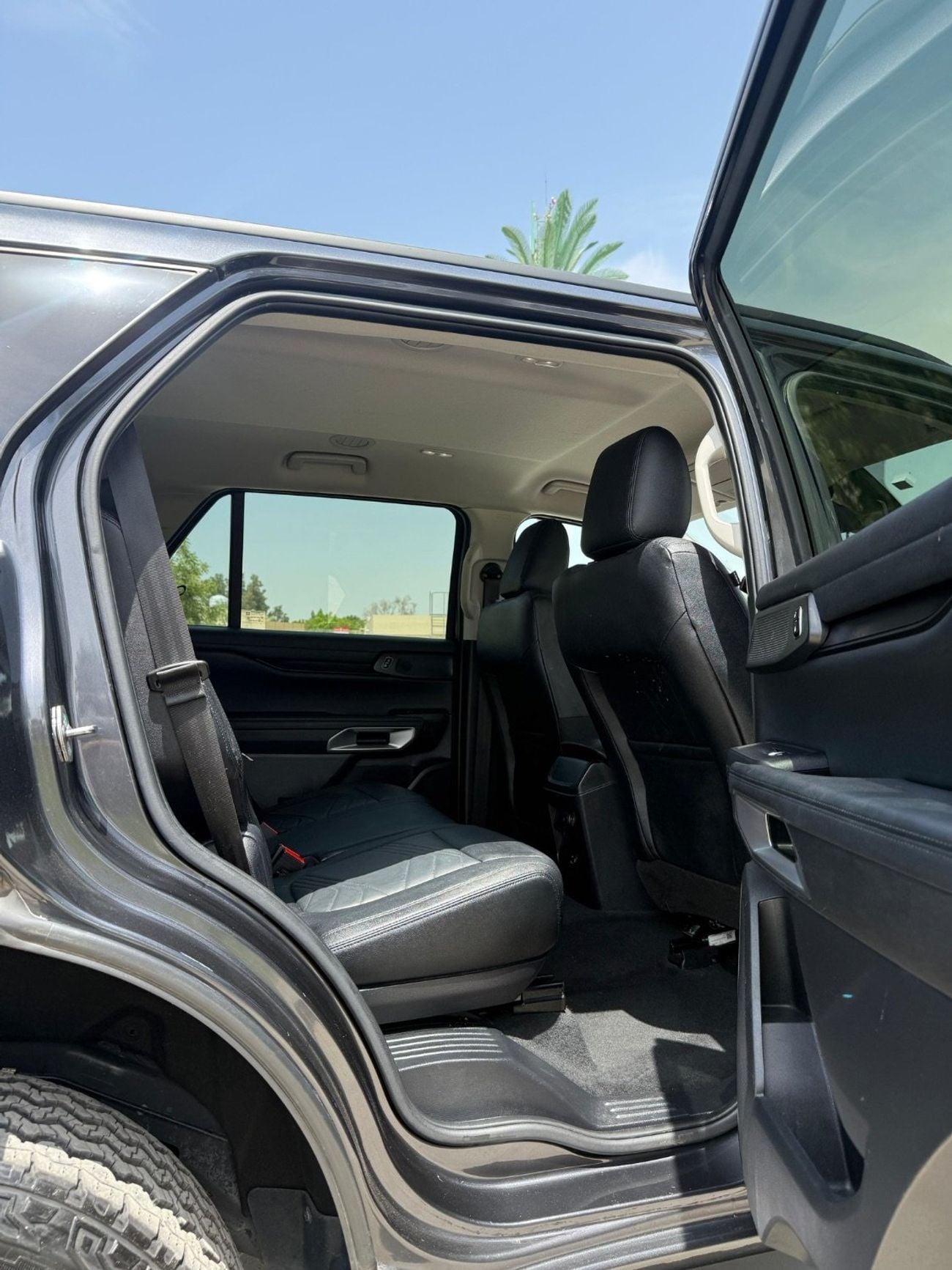 Ford Everest  export from Australia