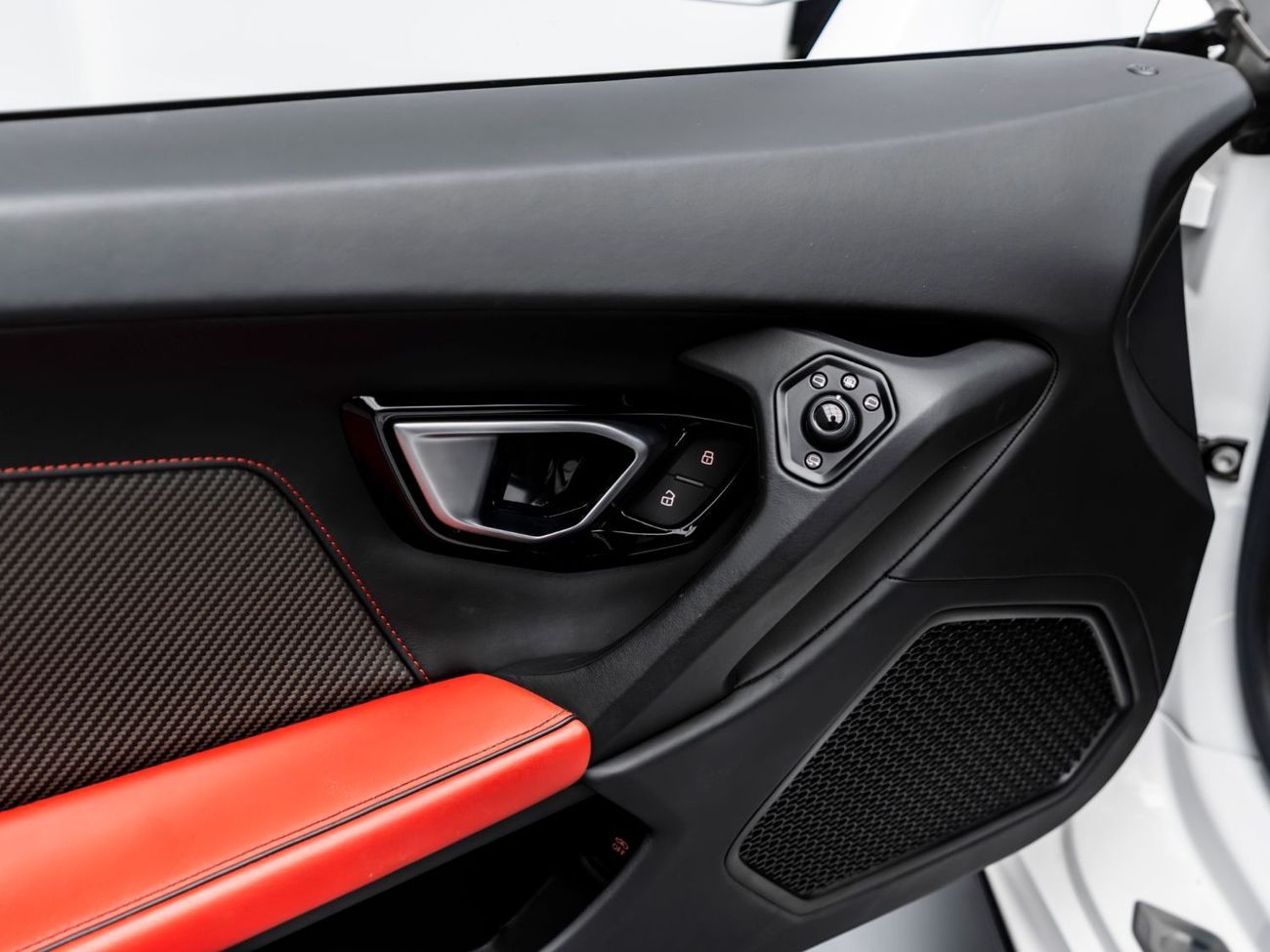 Lamborghini Huracan 2020 Lamborghini Huracan Evo, October 2025 Lamborghini Warranty, Low KMs, GCC