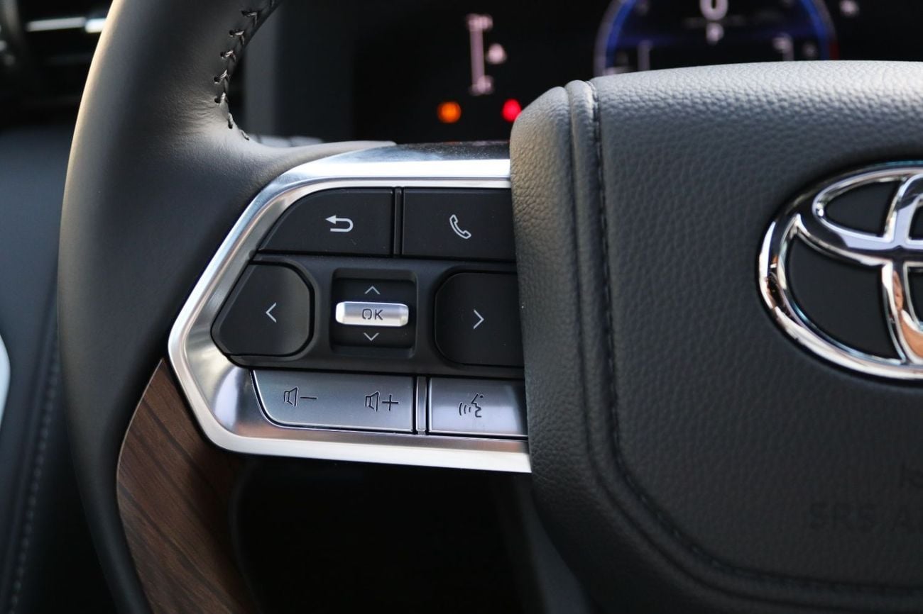 Toyota Land Cruiser LAND CRUISER 4.0 V6 GXR-HIGH RADAR  **EXPORT ONLY**التصدير فقط خارج الخليج***